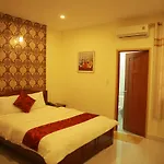 Huy Hoang 1 Hotel - Tan Binh